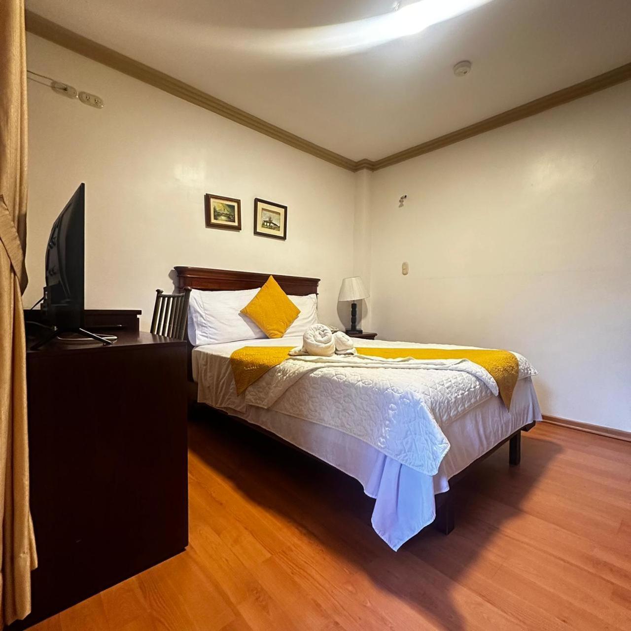 Hotel Coronel Cuenca Ngoại thất bức ảnh